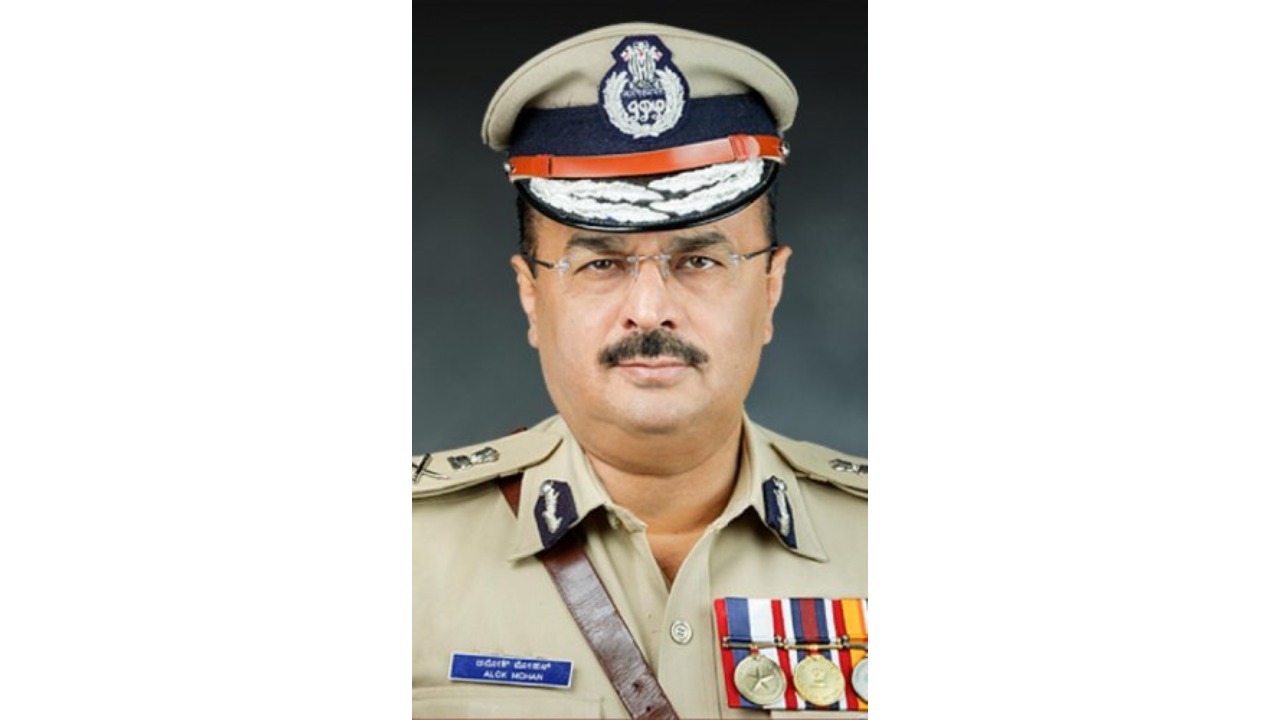 Dr Alok Mohan assigned additional charge of DG, Karnataka