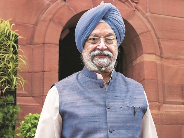 Hardeep Singh Puri felicitates 11 PSPB players who were part of the bronze medal winning men’s hockey team at Tokyo Olympics