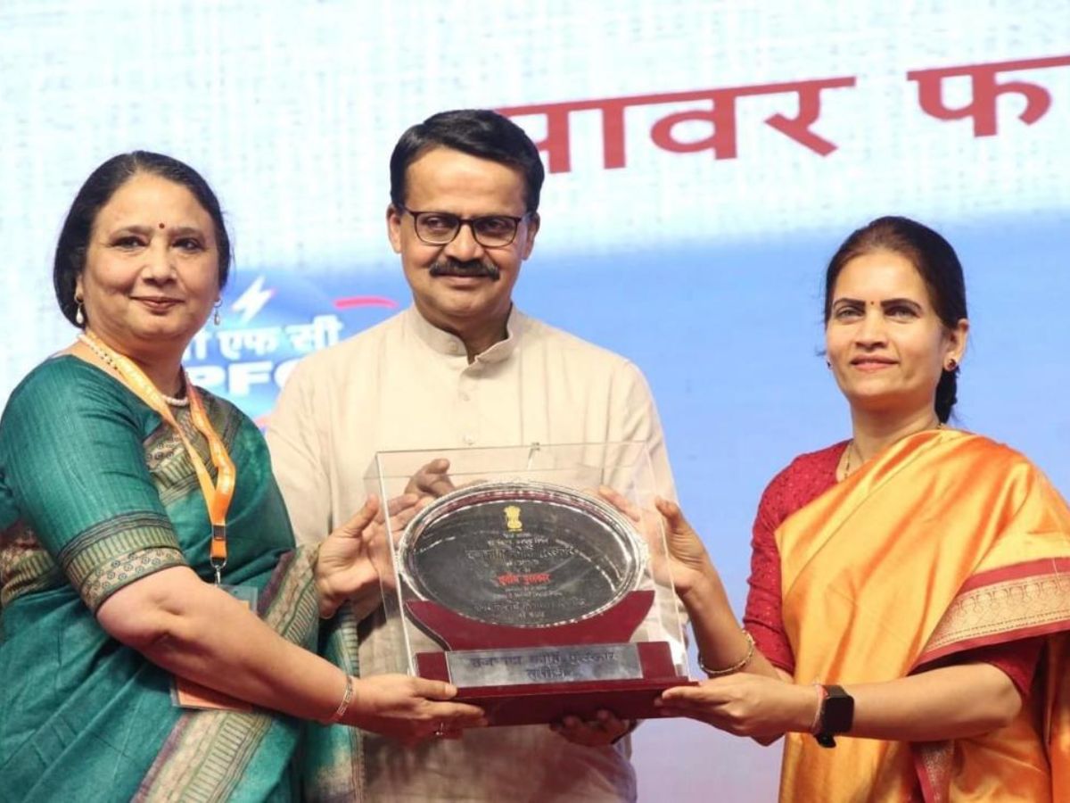 PFC receives ‘Rajbhasha Kirti Puraskar’