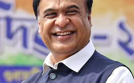 Himanta Biswa Sarma Relies on Bureaucracy Over Cabinet for Pre-Election Scheme Delivery